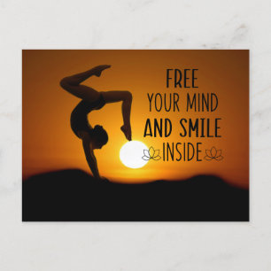 Yoga-Zitate mit Ihrem eigenen individuellen Yoga-F Postkarte