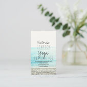 Yogalehrer Typografie Beach Foto Visitenkarte (Stehend Vorderseite)