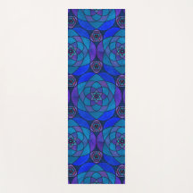 Yogamat mit reichhaltiger Mandala in Juwelenfarbe