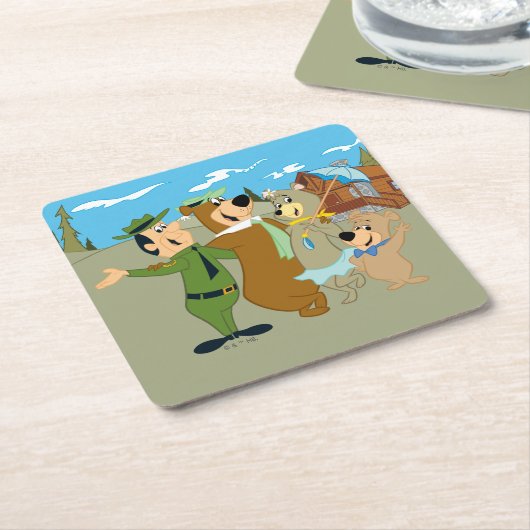 Yogi Bär und Freunde Warm Willkommen Rechteckiger Pappuntersetzer (angewinkelt)