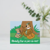 Yogi Bear and Boo Boo Picnic Snack Postkarte (Stehend Vorderseite)