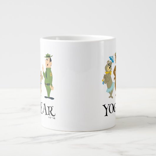 Yogi Bear and Friends Classic Pose Jumbo-Tasse (Vorderseite)