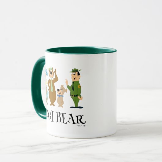 Yogi Bear and Friends Classic Pose Tasse (Vorderseite Links)