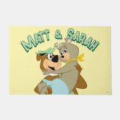 Yogi Bear Carry Cindy Bear Fußmatte (Vorderseite)