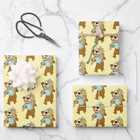 Yogi Bear Carry Cindy Bear Geschenkpapier Set (Vorderseite)