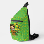 Yogi Bear Fun Fun Fun Crossbody Bag (Rechte Ecke)