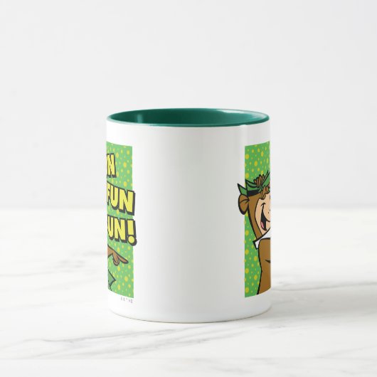 Yogi Bear Fun Fun Fun Tasse (Zentrum)