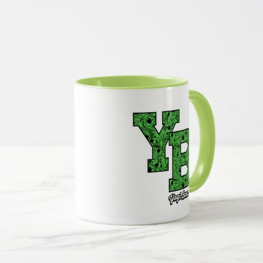 Yogi Bear Gemustert Varsity Letters Tasse (VorderseiteRechts)