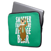 Yogi "schlauer als der durchschnittliche Bär" Laptopschutzhülle (Vorderseite Links)