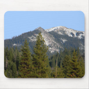 Yolla Bollies mit frischem Schnee...... Mousepad