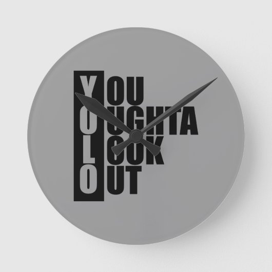 YOLO-Vertikale-Kasten Runde Wanduhr (Vorderseite)