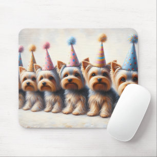 Yorkies mit Party Hats Mousepad