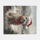 Yorkipoo Dog zu Weihnachten im Schnee Fleecedecke (Vorderseite (Horizontal))