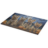 Yorkipoo Halloween Spooky Schneidebrett (Ecke)