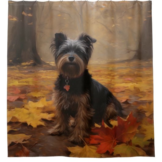 Yorkipoo im Herbstfall Inspiriert Duschvorhang (Vorderseite)