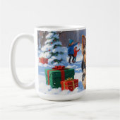 Yorkipoo läuft im Schnee mit Weihnachtshut Kaffeetasse (Links)