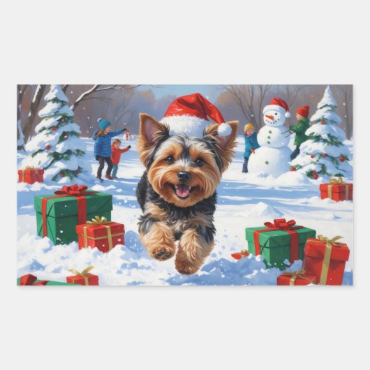 Yorkipoo läuft im Schnee mit Weihnachtshut Rechteckiger Aufkleber (Vorderseite)