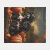 Yorkipoo Puppy Autumn Delight Pumpkin Fleecedecke (Vorderseite (Horizontal))