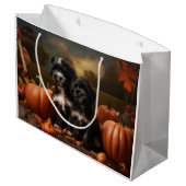 Yorkipoo Puppy Autumn Delight Pumpkin Große Geschenktüte (Rückseite Schrägansicht)