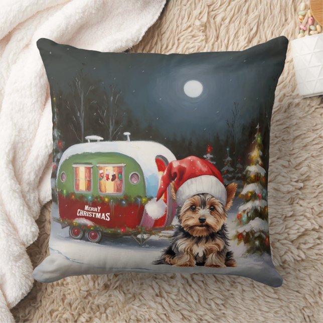 Yorkshire Terrier Caravan Christmas Adventure Kissen (Decke)