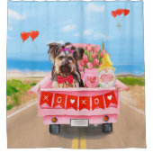 Yorkshire Terrier Dog Valentine's Day Truck Duschvorhang (Vorderseite)