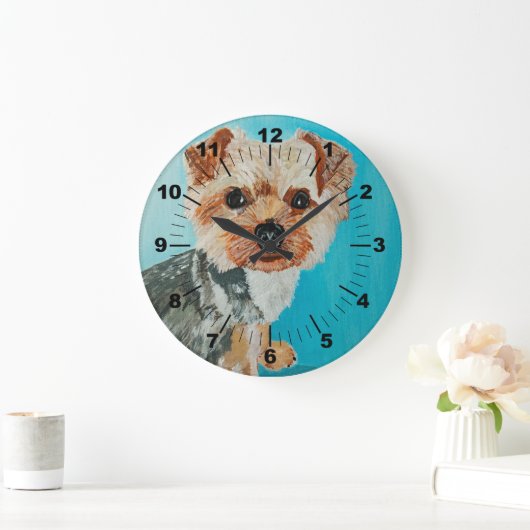 Yorkshire-Terrier-Gemälde von Alfred Fox Große Wanduhr (Zuhause)