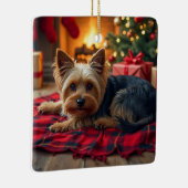 Yorkshire Terrier Gemütlicher Weihnachtsabend Male Keramikornament (Rechts)