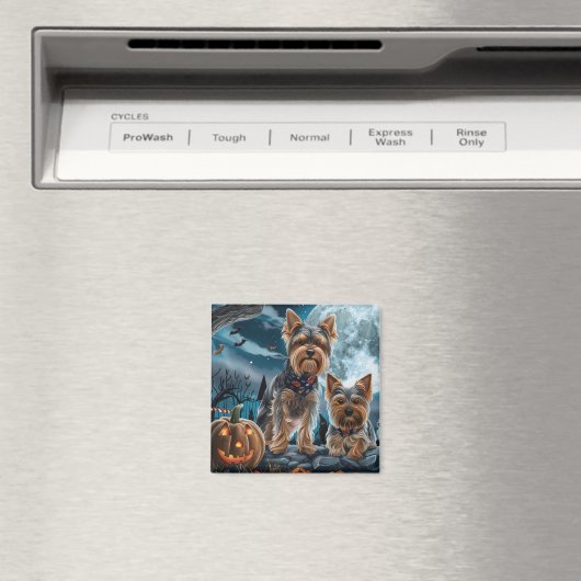 Yorkshire Terrier Halloween Spooky Magnet (In Situ (Geschirrspüler))