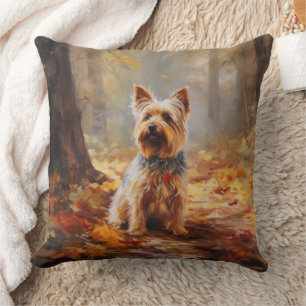 Yorkshire Terrier im Herbstlaub Fall Inspiriert Kissen