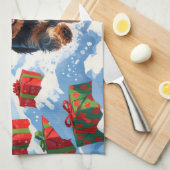 Yorkshire Terrier in Snow mit Weihnachtshut Geschirrtuch (Viertel Falte)