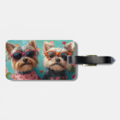 Yorkshire Terrier mit Herz-Rose Valentinstag Gepäckanhänger (Rückseite horizontal)