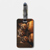 Yorkshire Terrier Welppy Autumn Delight Pumpkin Gepäckanhänger (Rückseite vertikal)