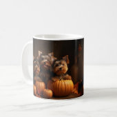 Yorkshire Terrier Welppy Autumn Delight Pumpkin Kaffeetasse (Vorderseite Links)