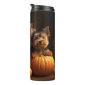 Yorkshire Terrier Welppy Autumn Delight Pumpkin Thermosbecher (Nach rechts gedreht)