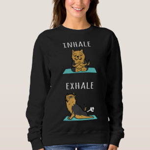 Yorkshire Terrier Yoga Einatmen Ausatmen Lustiger Sweatshirt