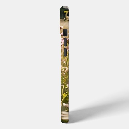 Yorkshire Terriers spielen im Gras Case-Mate iPhone Hülle (Rückseite / Links)