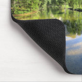 Yosemite Falls aus Merced River - Yosemite Valley Mousepad (Ecke)