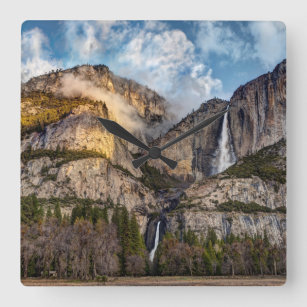 Yosemite Falls landschaftlich, Kalifornien Quadratische Wanduhr