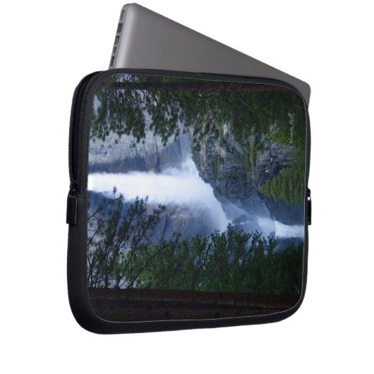Yosemite Falls Laptopschutzhülle (Vorne Rechts)