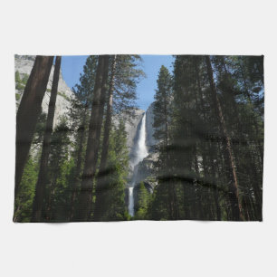 Yosemite Falls und Wald Landschaftsfotografie Geschirrtuch