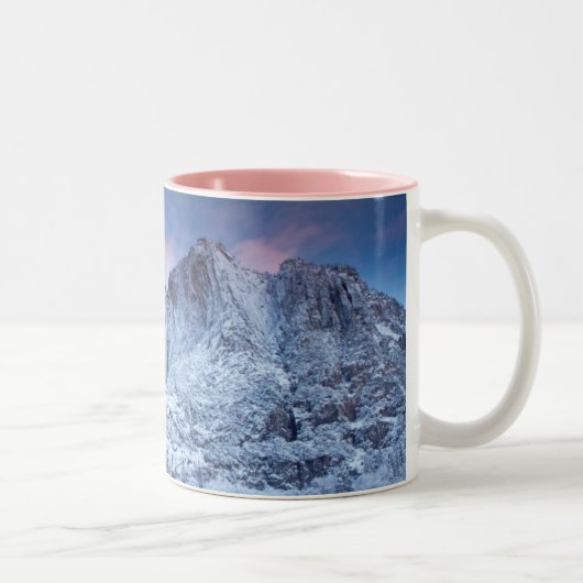 Yosemite- Fallssonnenaufgang Zweifarbige Tasse (Rechts)