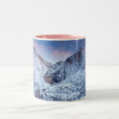Yosemite- Fallssonnenaufgang Zweifarbige Tasse (Mittel)