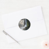 Yosemite Lower Falls aus dem Yosemite Nationalpark Runder Aufkleber (Umschlag)