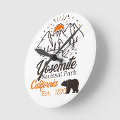 Yosemite Nationalpark Bären Minimalistischer Berg Runde Wanduhr (Winkel)