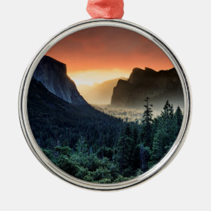 Yosemite Nationalpark des Sonnenaufgang- Ornament Aus Metall