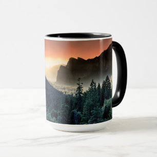 Yosemite Nationalpark des Sonnenaufgang-  Tasse