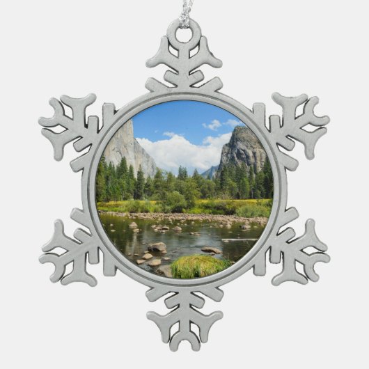 Yosemite Nationalpark Tal-Ansicht Schneeflocken Zinn-Ornament (Vorderseite)