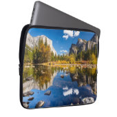 Yosemite-Tal im Fall Laptopschutzhülle (Vorne Rechts)