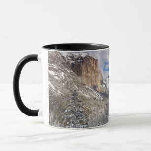 Yosemite-Tal im Schnee Tasse