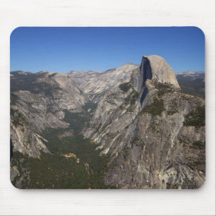 Yosemite-Tal und halbe Haube vom Gletscher-Punkt Mousepad